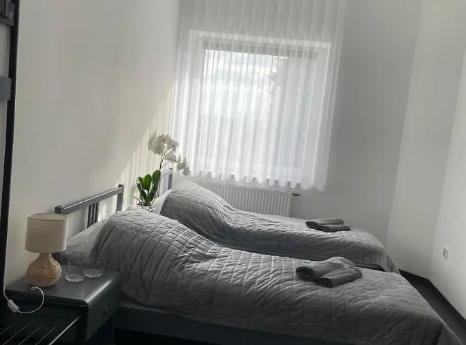 לינה וארוחת בוקר Jagodowa 15 3*